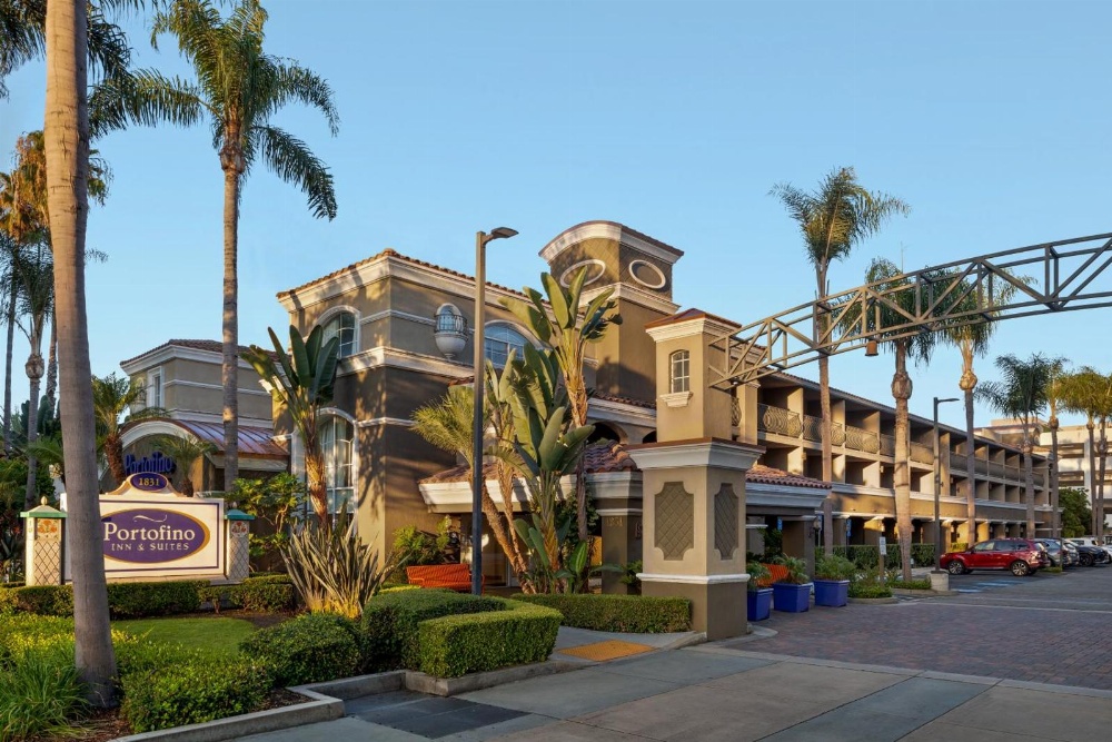 Anaheim Portofino Inn & Suites Main image