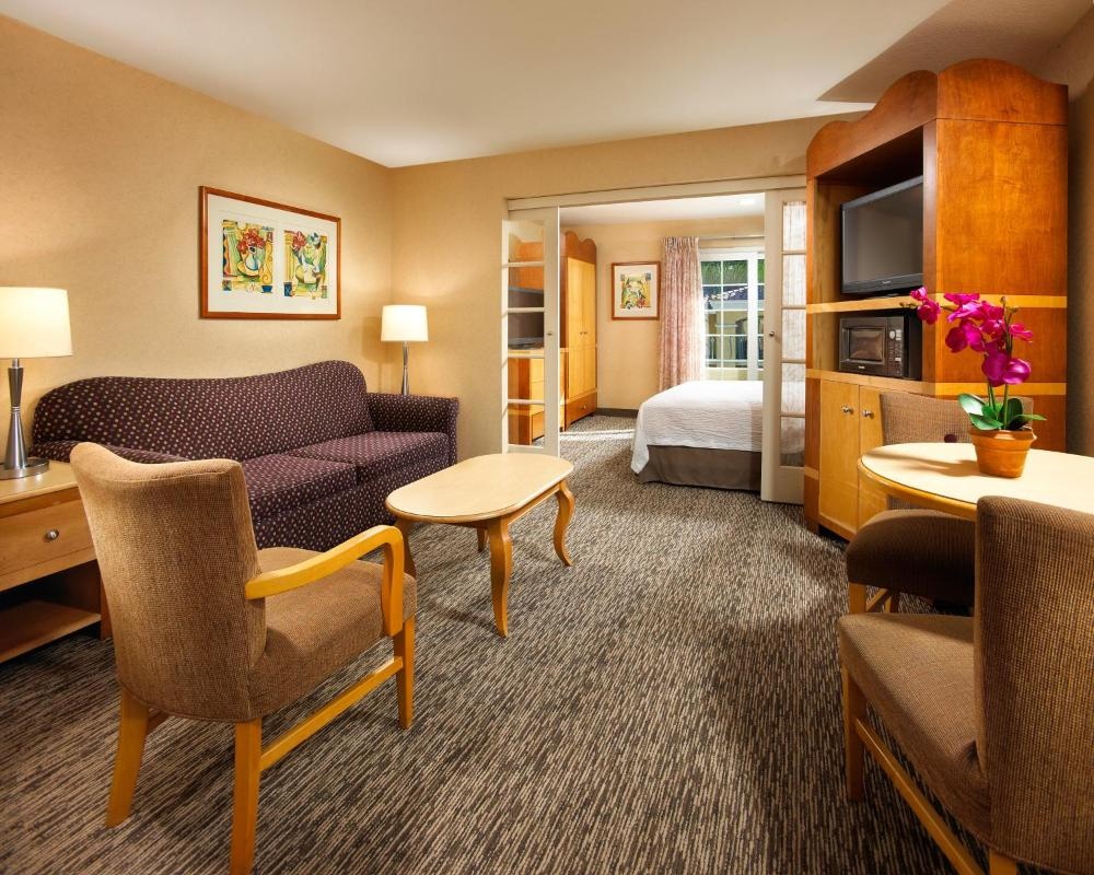 Anaheim Portofino Inn & Suites Image 23