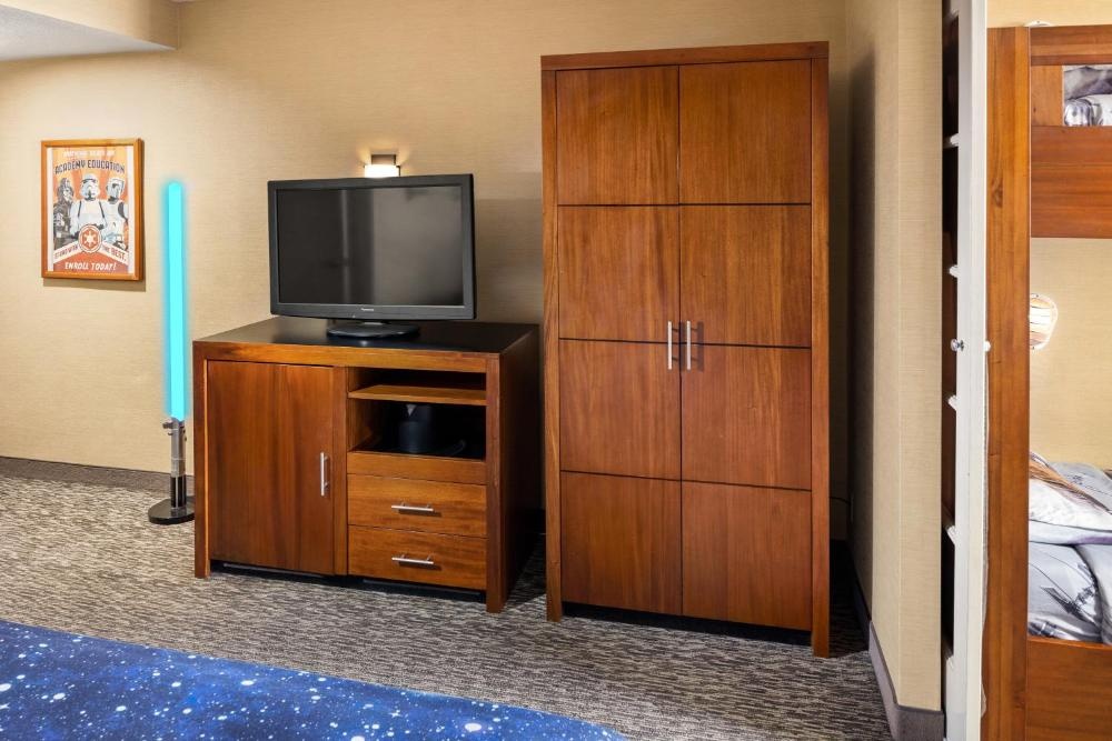 Anaheim Portofino Inn & Suites Image 31