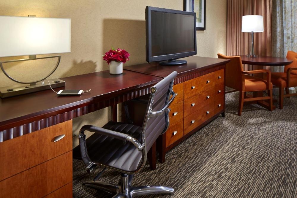 Anaheim Portofino Inn & Suites Image 37